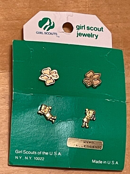 GSUSA Other - Official Girl Scouts of the USA earrings
